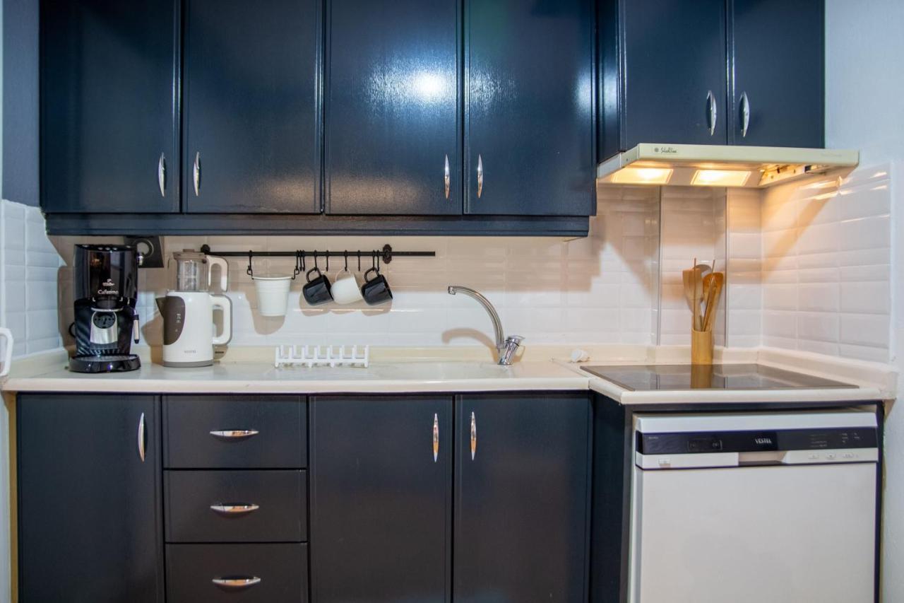 Amazing Flat Near The Coast With A Delightful Shared Terrace Close To Public Transportation In Karsiyaka 伊兹密尔 外观 照片